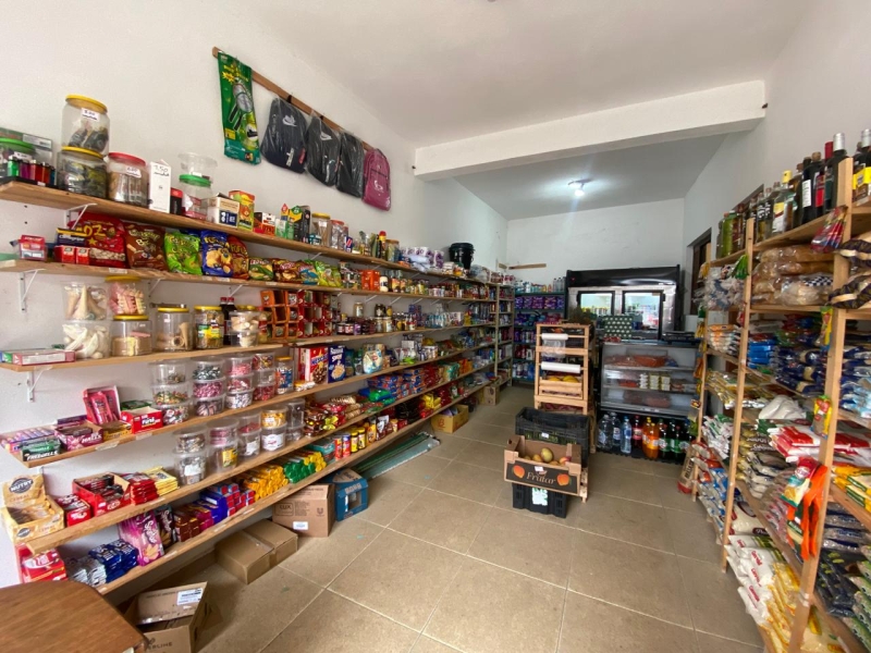 Galeria mercearia-familia